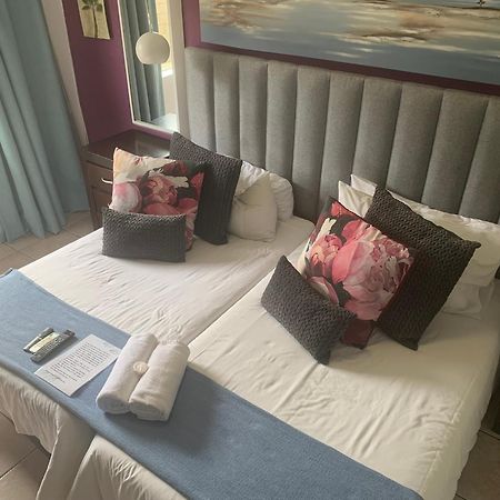 Mitchell'S Guesthouse Parow Bagian luar foto