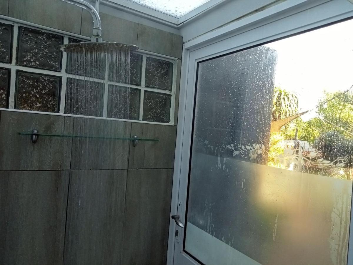 Mitchell'S Guesthouse Parow Bagian luar foto
