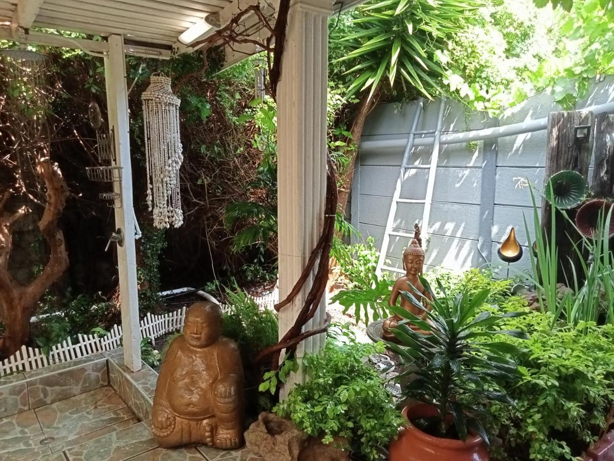 Mitchell'S Guesthouse Parow Bagian luar foto