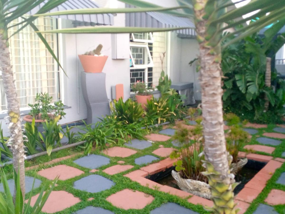 Mitchell'S Guesthouse Parow Bagian luar foto