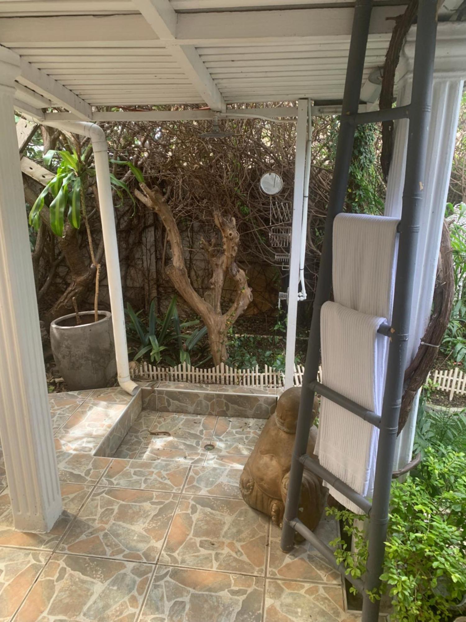 Mitchell'S Guesthouse Parow Bagian luar foto